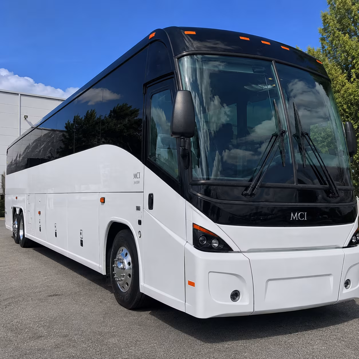airport shuttle buses to manchester boston and t f green for brookline groups