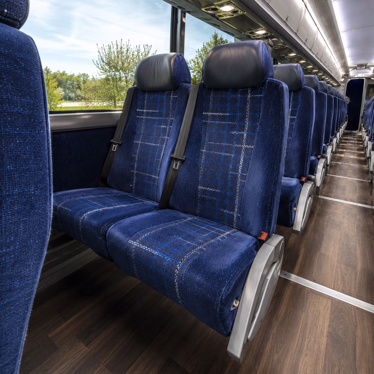 charter buses to the massachusetts state house and boston federal buildings